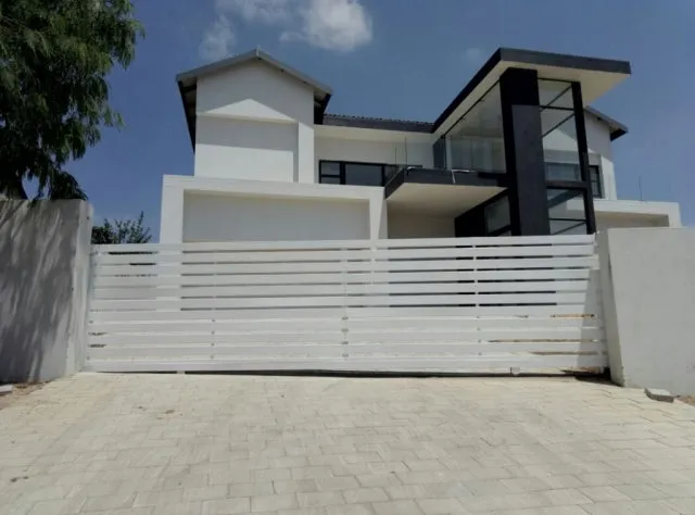 Driveway sliding gate installation Pretoria